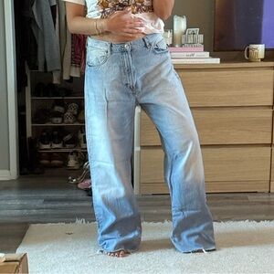 Zara Stylish Light Blue Wide-Leg Jeans